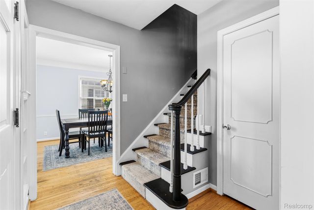 1114 W Vernon Drive, Flint, MI 48503