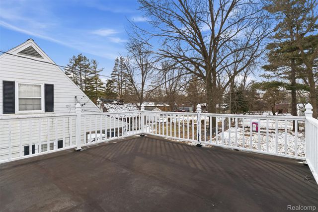 1114 W Vernon Drive, Flint, MI 48503