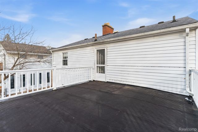 1114 W Vernon Drive, Flint, MI 48503