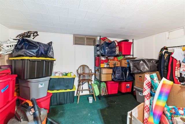 1114 W Vernon Drive, Flint, MI 48503