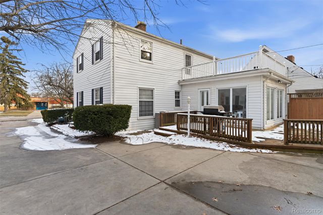 1114 W Vernon Drive, Flint, MI 48503