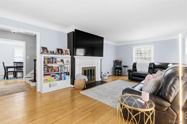 1114 W Vernon Drive, Flint, MI 48503