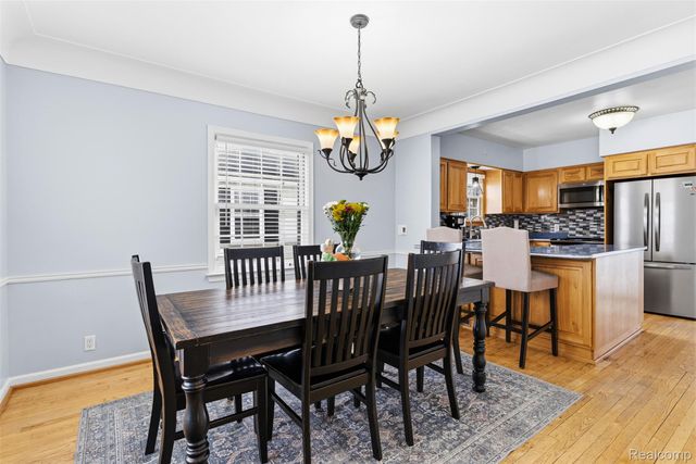 1114 W Vernon Drive, Flint, MI 48503