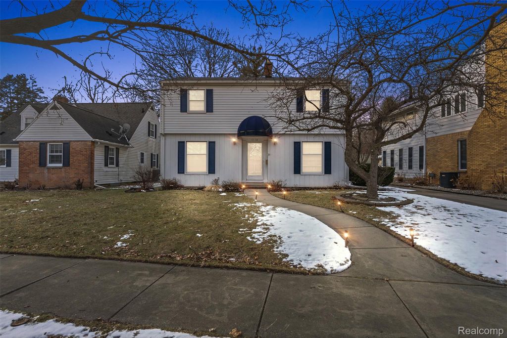 1114 W Vernon Drive, Flint, MI 48503