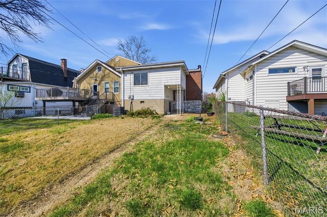 5632 Devonshire Avenue, St Louis, MO 63109
