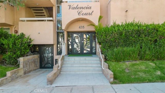 435 E Valencia 105, Burbank, CA 91501