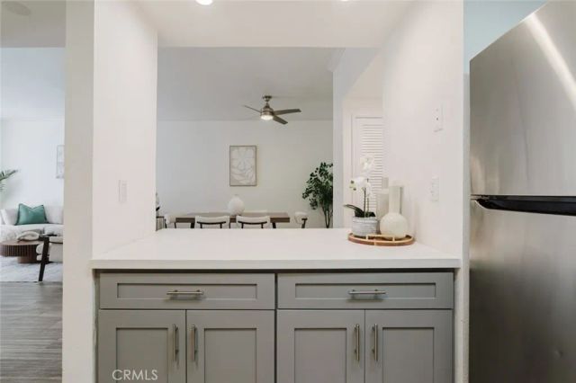 435 E Valencia 105, Burbank, CA 91501