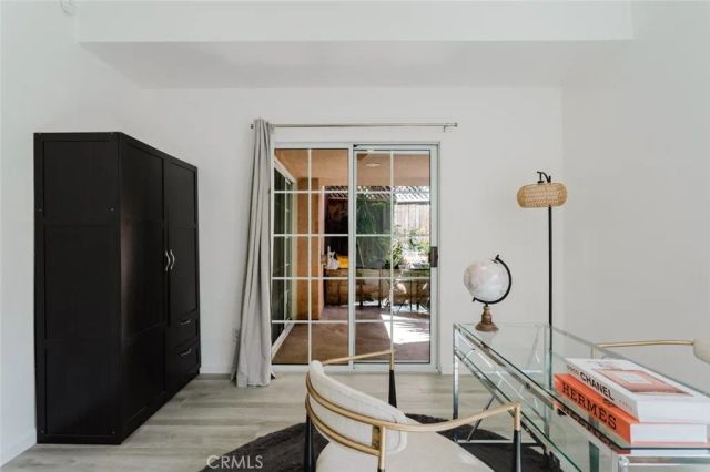 435 E Valencia 105, Burbank, CA 91501