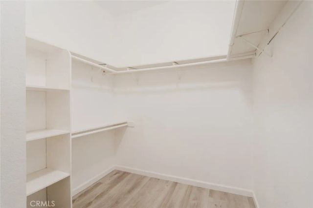 435 E Valencia 105, Burbank, CA 91501