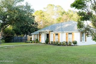 2000 Heron Lane, Gautier, MS 39553