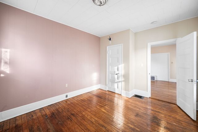 12 Porter St 1, Everett, MA 02149