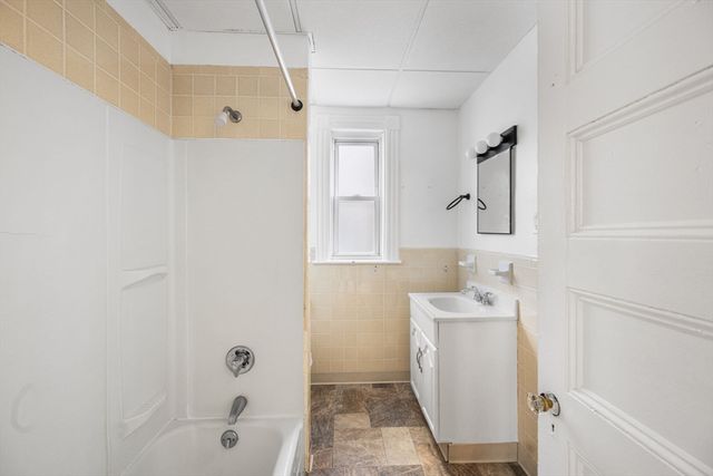 12 Porter St 1, Everett, MA 02149