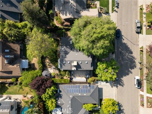 6424 Vagedes, Fresno, CA 93711