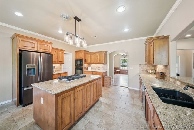 18725 W Hwy 51, Sand Springs, OK 74063