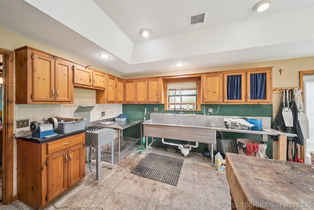 18725 W Hwy 51, Sand Springs, OK 74063