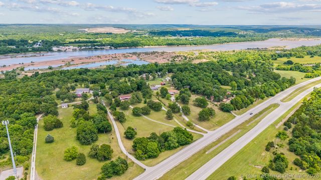 18725 W Hwy 51, Sand Springs, OK 74063