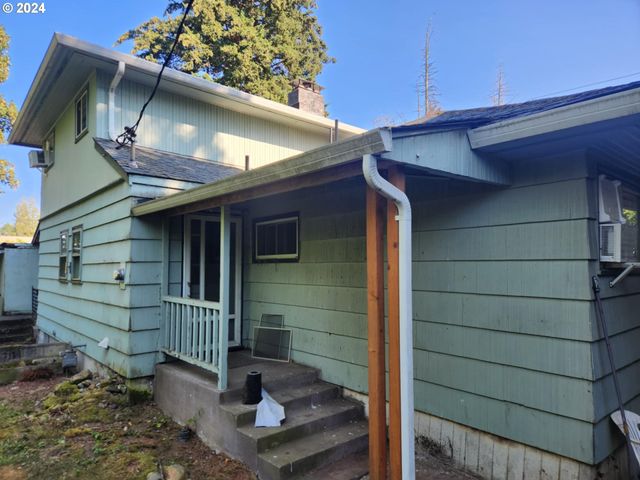 2887 E St, Washougal, WA 98671