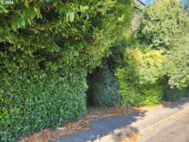 2887 E St, Washougal, WA 98671