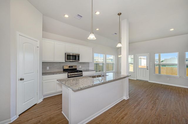 11111 Lulu, Willis, TX 77318