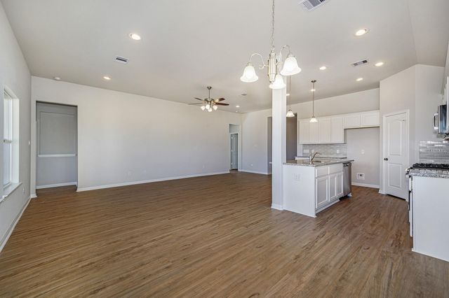 11111 Lulu, Willis, TX 77318