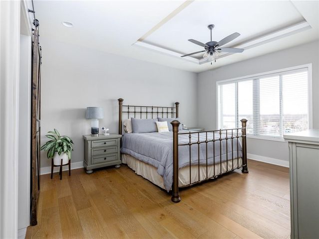 1100 NE Goshen Court, Lee's Summit, MO 64064