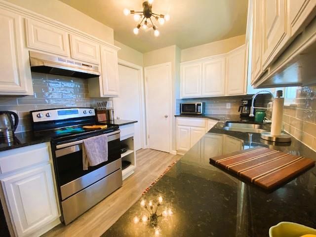 1100 ELMHURST Drive, Moore, OK 73160