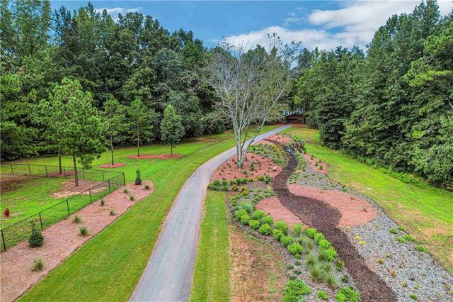 170 Coffee Lane, Hoschton, GA 30548