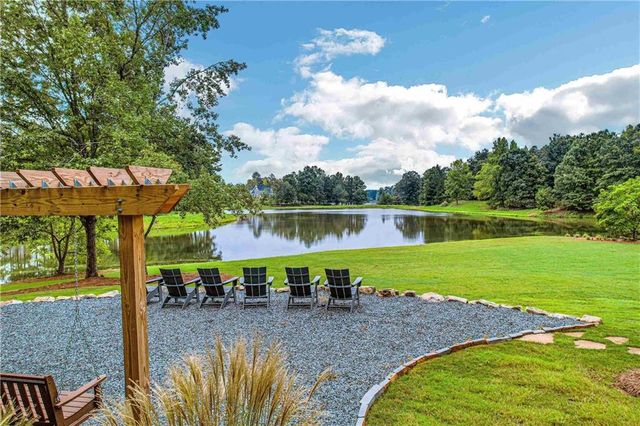 170 Coffee Lane, Hoschton, GA 30548