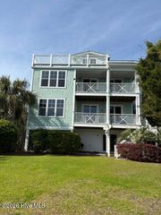 5000 Oquinn Boulevard SE # B, Boiling Spring Lakes, NC 28461