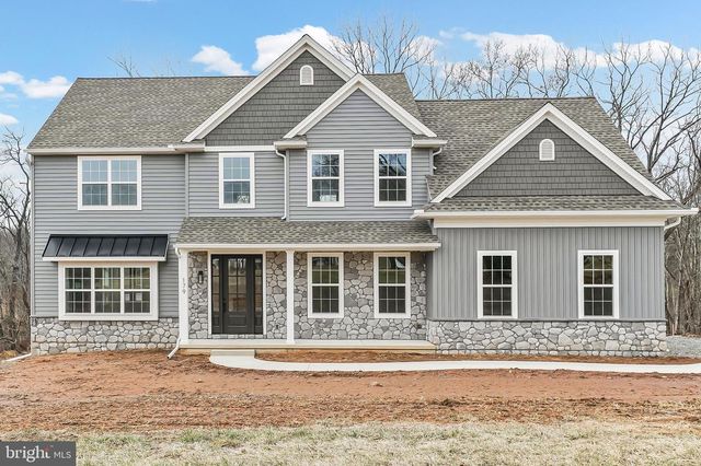 179 ELLICOTT RD, Avondale, PA 19311