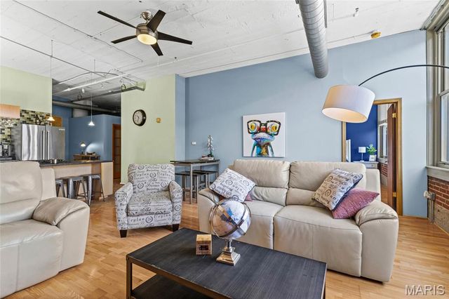 1627 Locust Street 406, St Louis, MO 63103