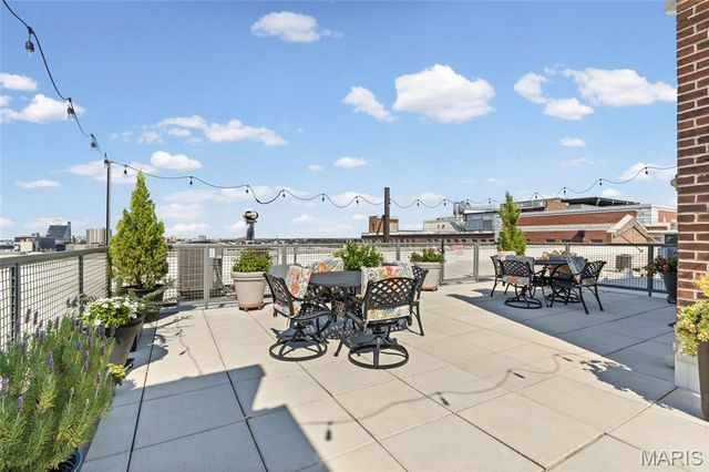 1627 Locust Street 406, St Louis, MO 63103
