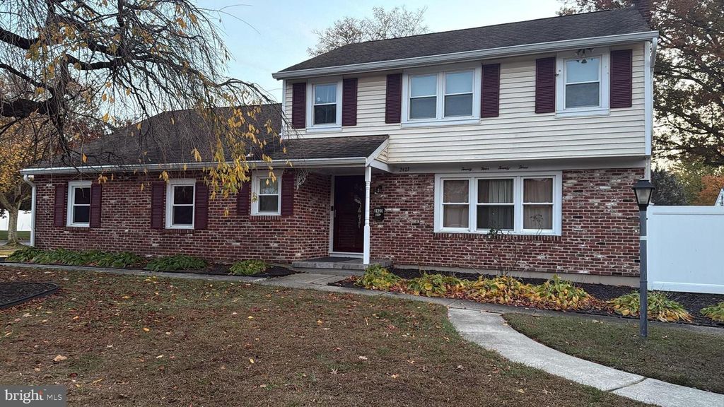 2423 CHURCH RD, Cinnaminson, NJ 08077