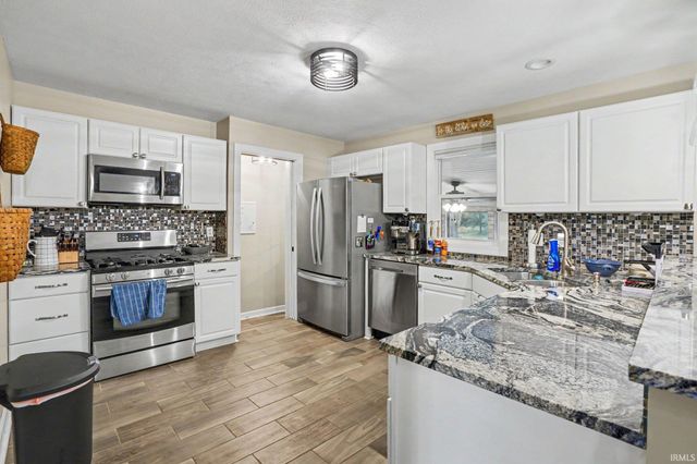 58947 County Road 1, Elkhart, IN 46517
