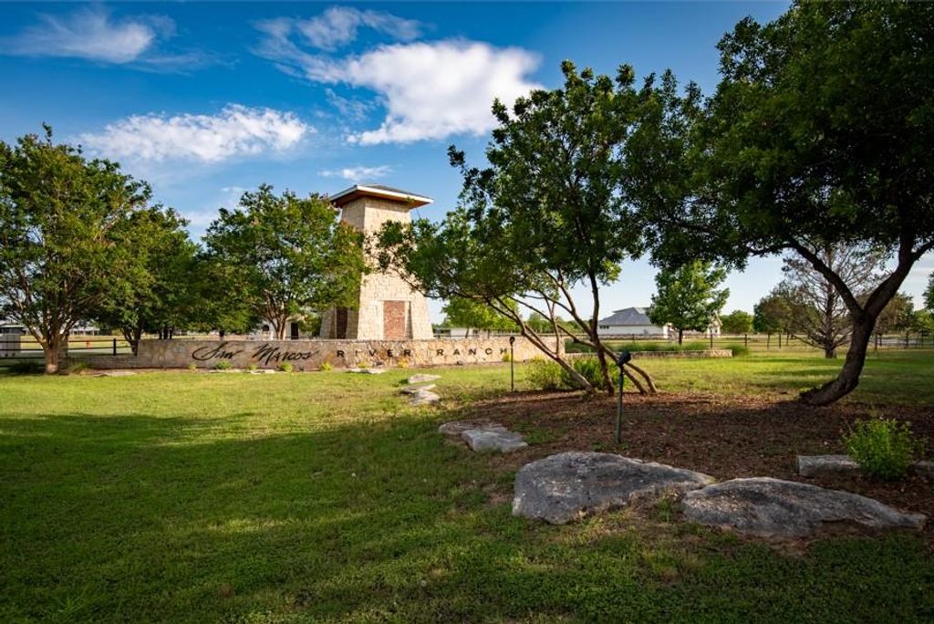 110 Rustic River RD, Martindale, TX 78655