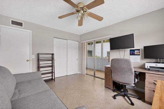 942 Normandy T Trail 942, Delray Beach, FL 33484