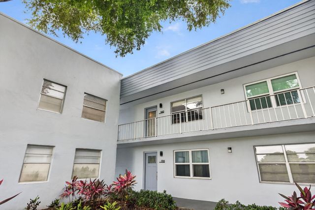 942 Normandy T Trail 942, Delray Beach, FL 33484