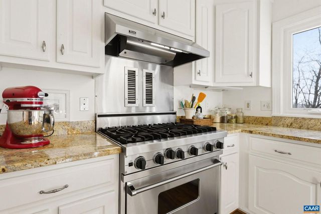 515 LEGO DR, Charlottesville, VA 22911