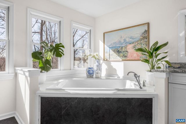 515 LEGO DR, Charlottesville, VA 22911