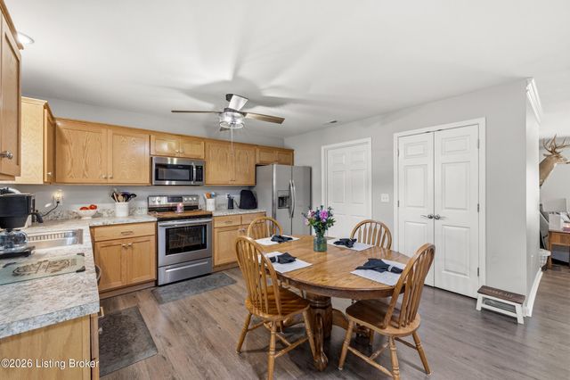 2012 Lucille Routt Ct, Lawrenceburg, KY 40342