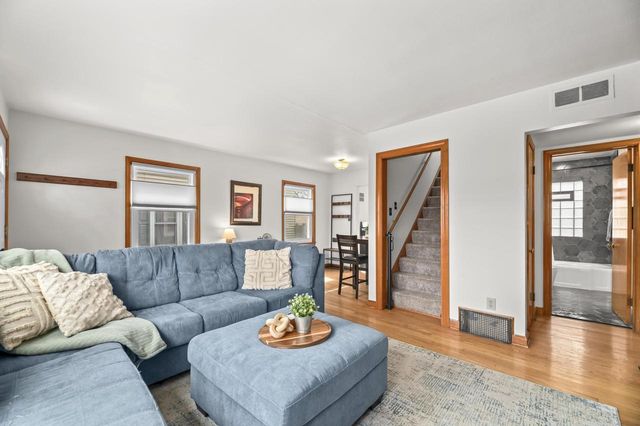 2853 N 87th STREET, Milwaukee, WI 53222