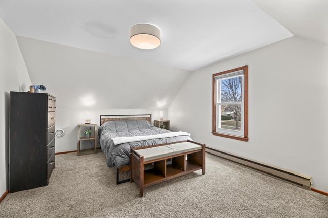 2853 N 87th STREET, Milwaukee, WI 53222