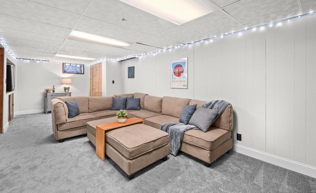 2853 N 87th STREET, Milwaukee, WI 53222