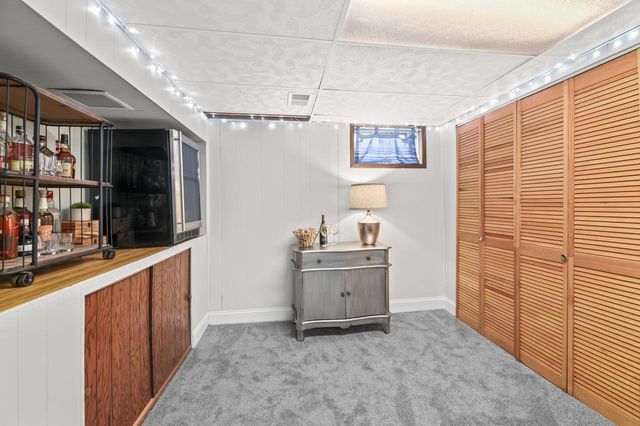 2853 N 87th STREET, Milwaukee, WI 53222