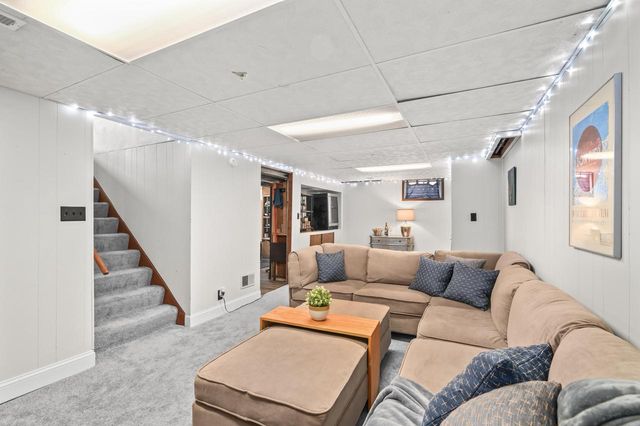 2853 N 87th STREET, Milwaukee, WI 53222