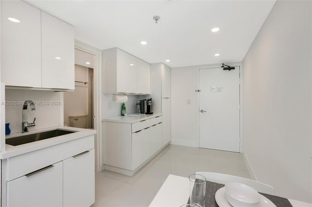 5445 Collins Ave 928, Miami Beach, FL 33140