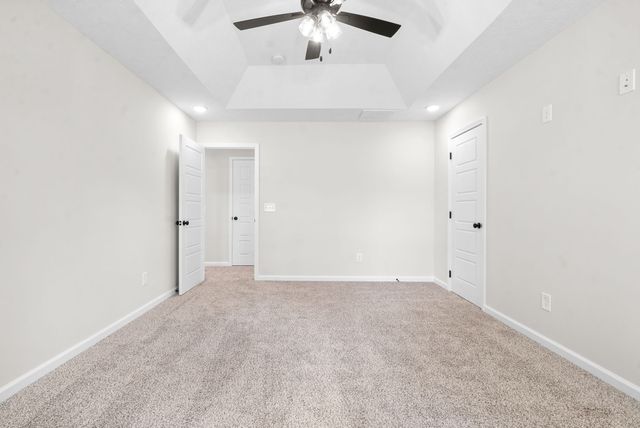 301 Wesson Dr, Clarksville, TN 37043