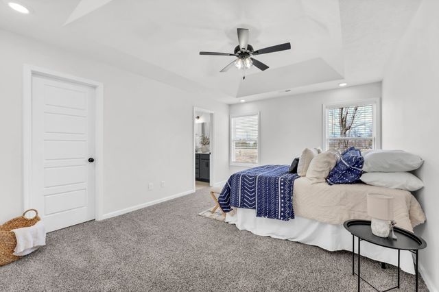 301 Wesson Dr, Clarksville, TN 37043