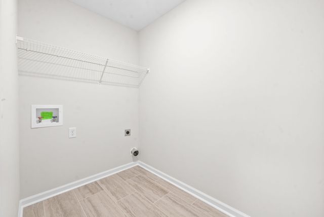 301 Wesson Dr, Clarksville, TN 37043