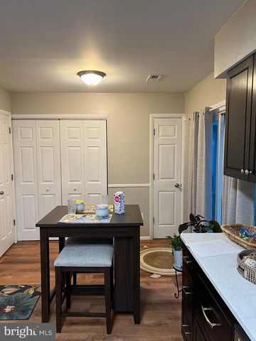 115 BANWELL LN, Mount Laurel, NJ 08054